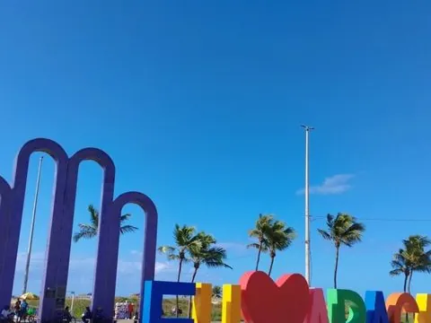 Orla de Aracaju com o letreiro Eu Amo Aracaju